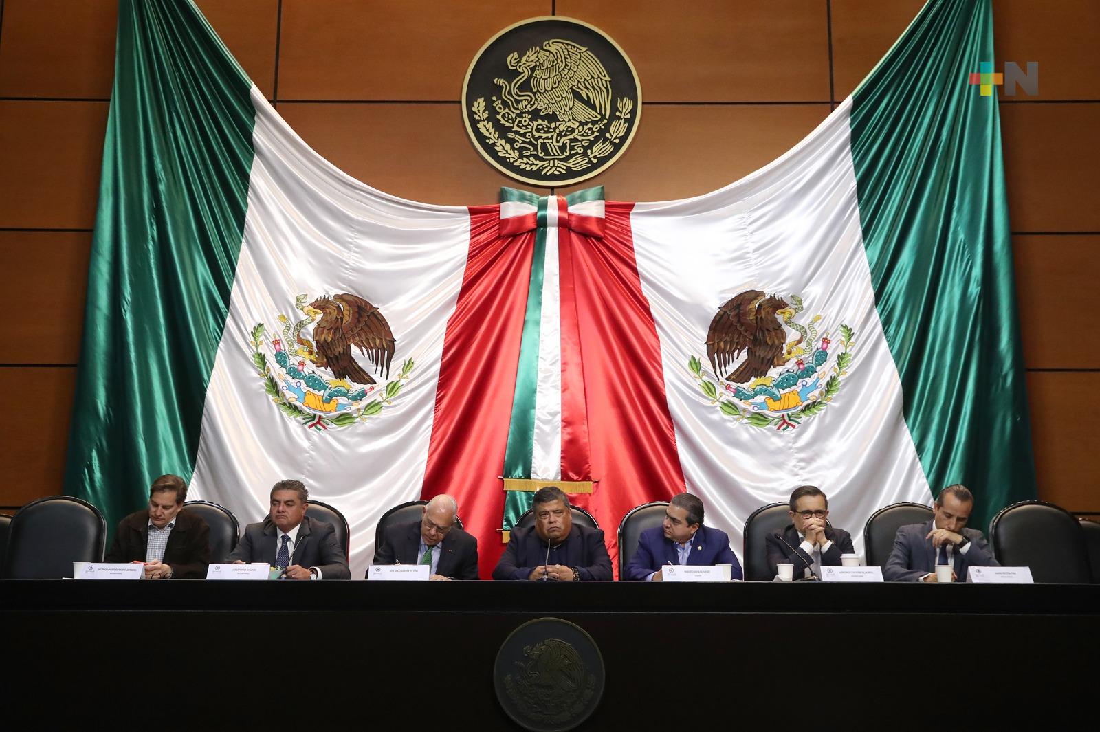 Diputados y especialistas dialogan sobre los retos microeconómicos para 2024