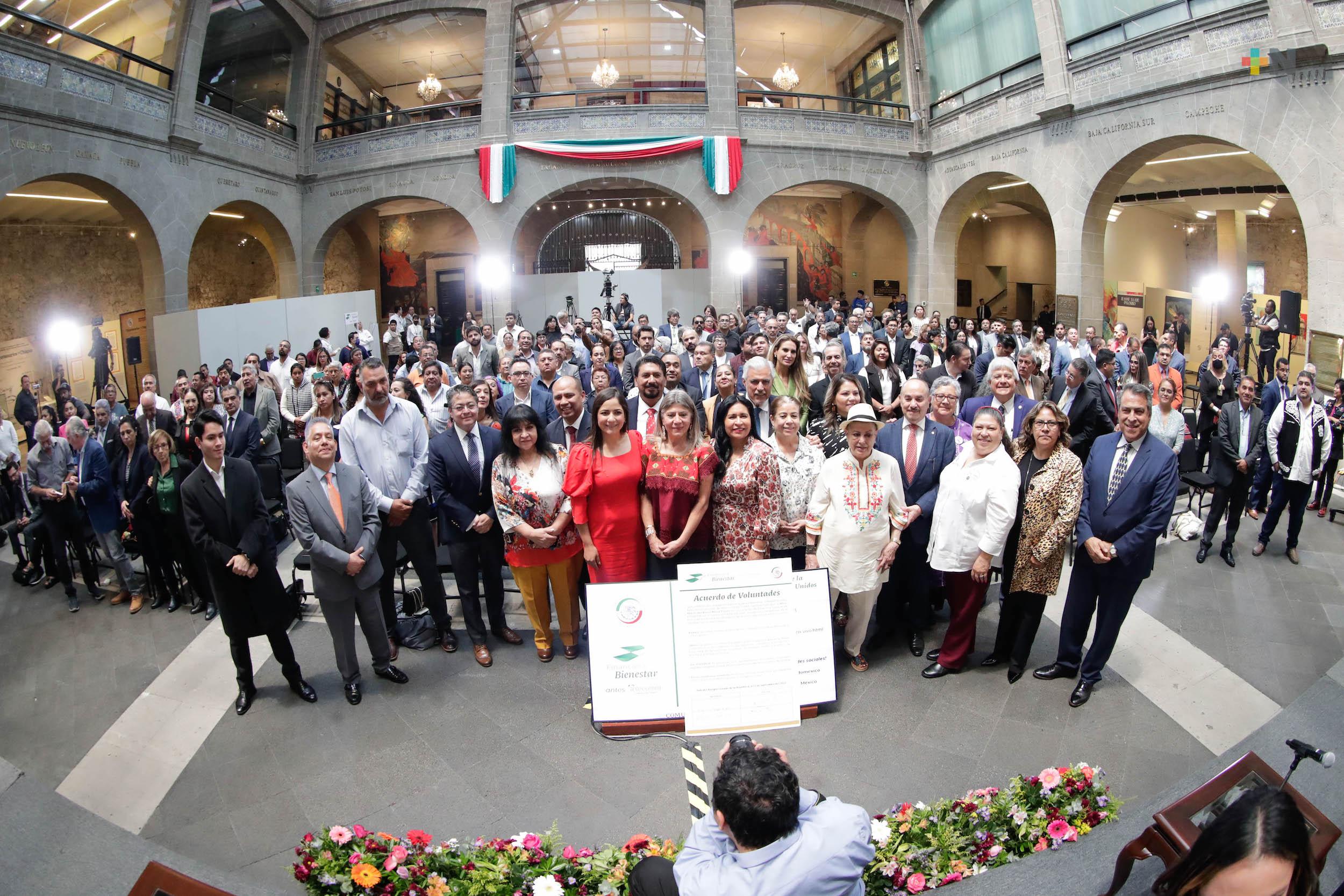 Firman en el Senado convenio para impulsar inclusión financiera de migrantes