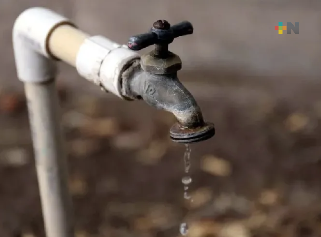 Empresarios de Xalapa toman medidas por escasez de agua