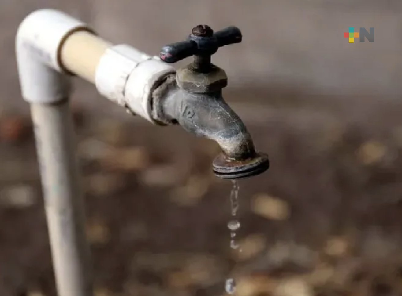 «No asistas al grito en Banderilla», protestan habitantes por servicio y desabasto de agua