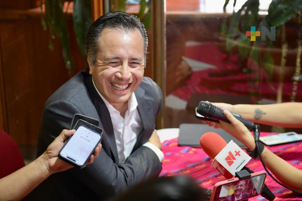 Cuitláhuac García ve con buenos ojos que Rocío Nahle levante la mano para la gubernatura