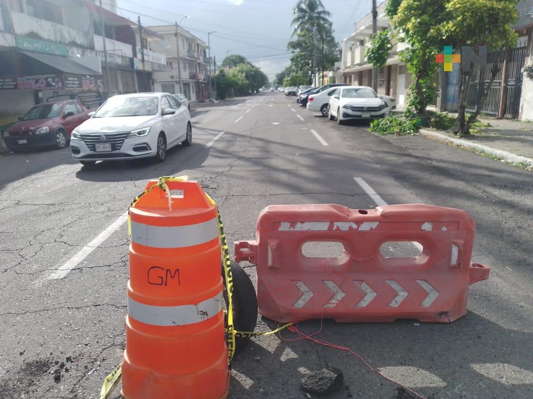 Hundimiento en la calle Juan de Dios Peza de Veracruz puerto