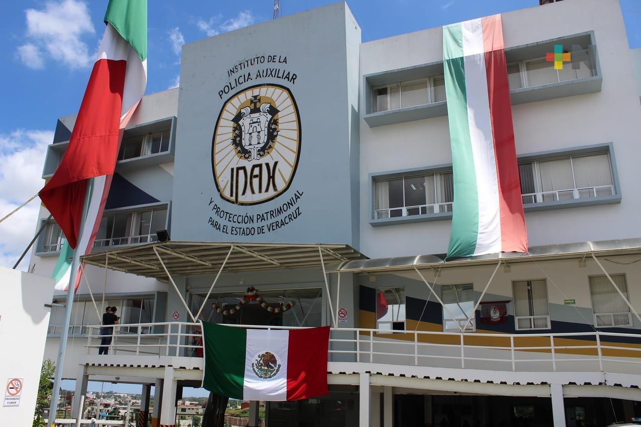 En IPAX celebran el 213 aniversario de la Independencia de México