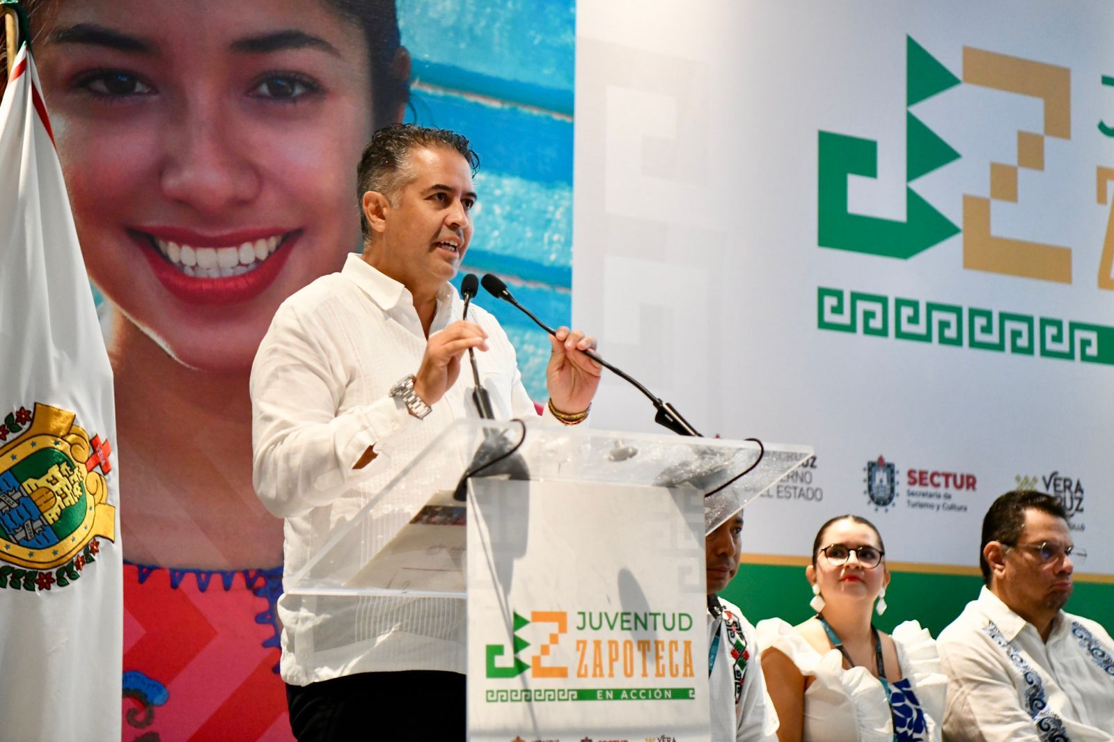 Reciben 10 jóvenes zapotecos del sur de Veracruz premio al Emprendimiento Juvenil