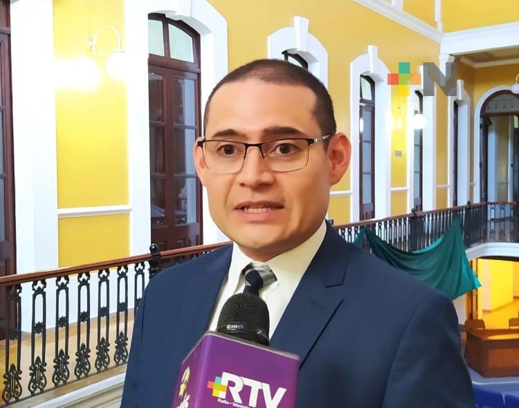 Imparten foro “La importancia de la transparencia en la administración pública” en el Colver