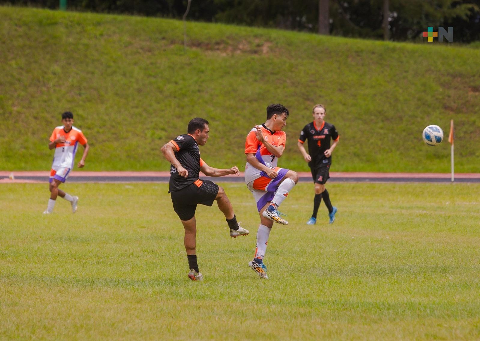 Alistan Leones Anáhuac Veracruz debut en campeonato nacional de futbol