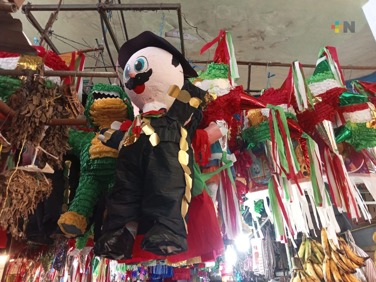 Por Fiestas Patrias, comerciantes de piñatas reportan aumento en sus ventas
