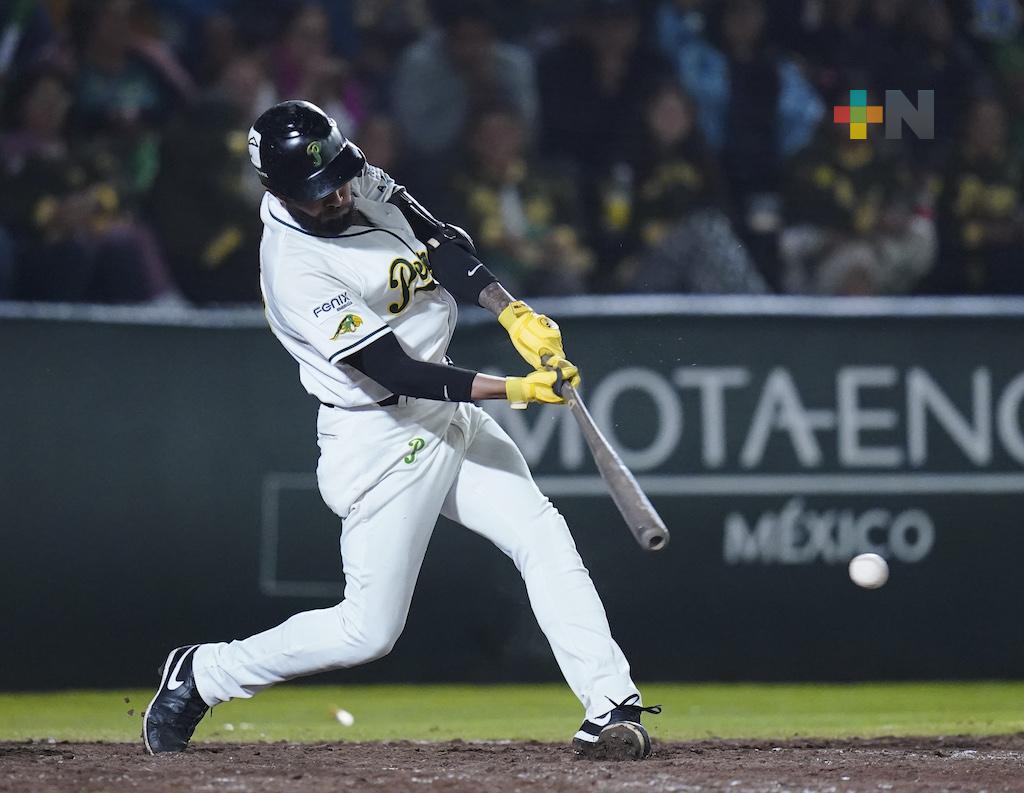 Pericos vino de atrás y venció por 6-5 a Unión Laguna