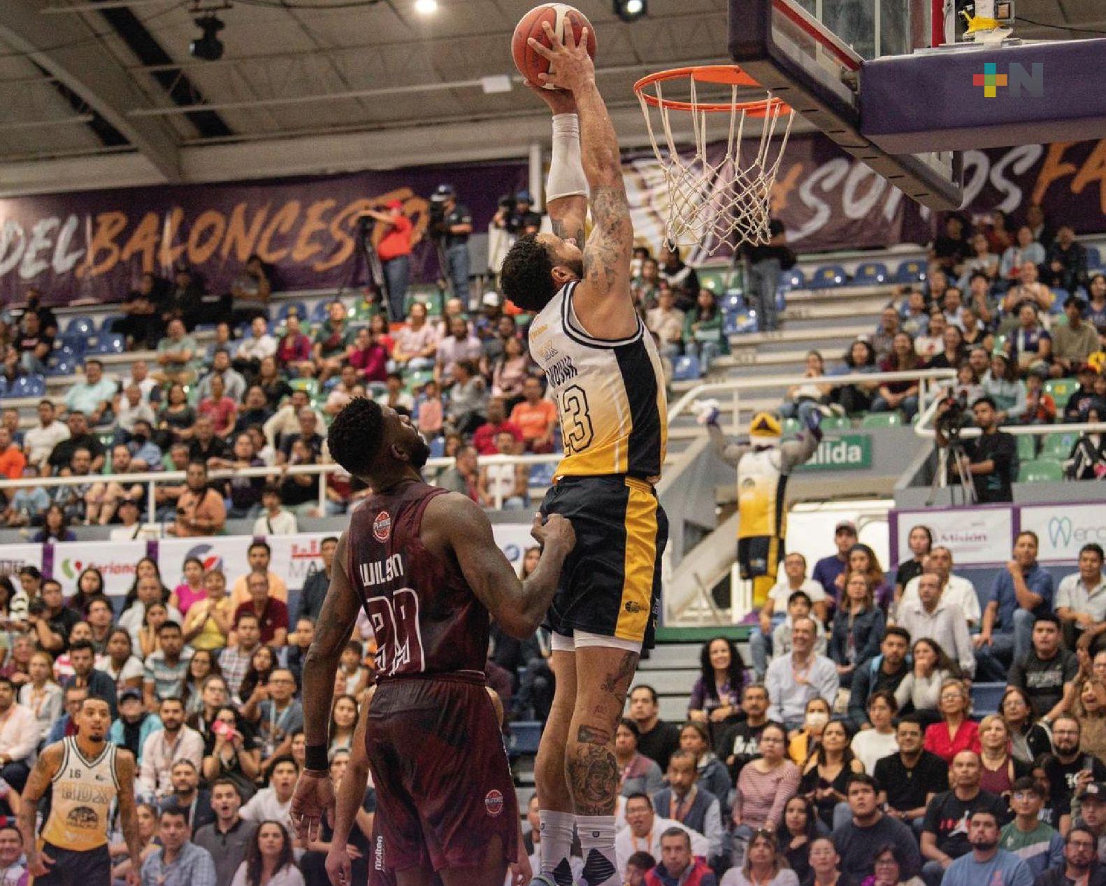 Halcones de Xalapa vence por 99-73 a Fresnillo