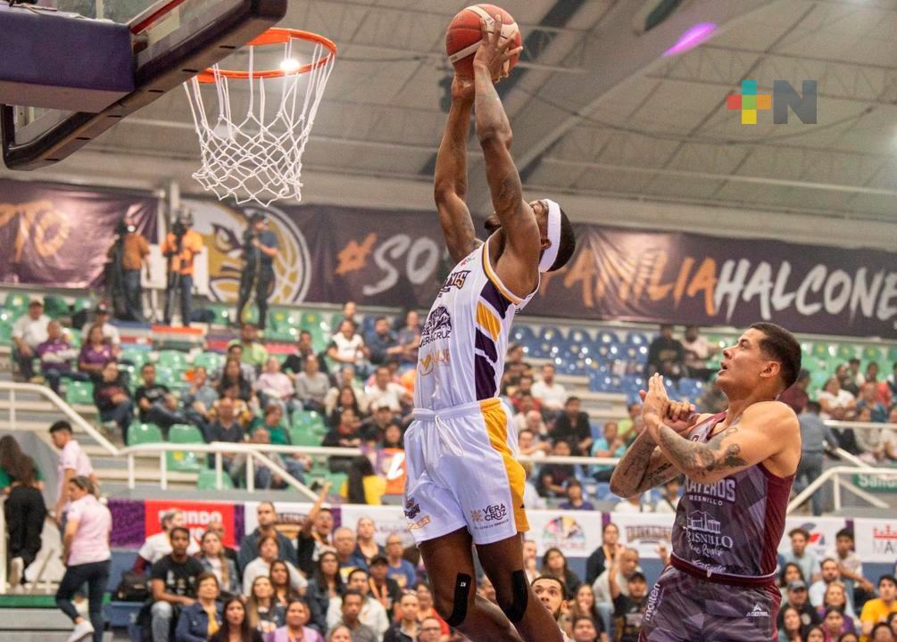 Halcones de Xalapa barre a Fresnillo, gana el segundo juego por 100-97