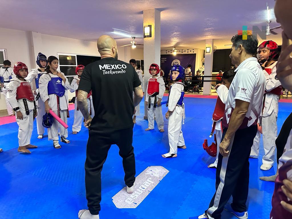Entrenador francés Philippe Pinerd brinda exitoso «Taekwondo Training Veracruz»