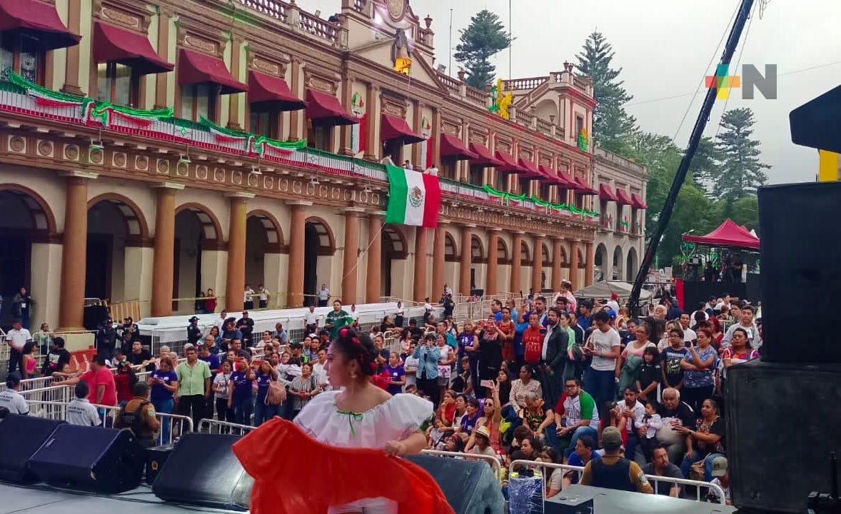 Artistas Orgullo Veracruzano comienzan temprano la fiesta