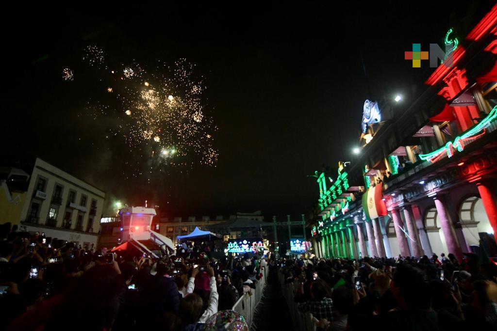 En armonía y unidad, festeja Veracruz la Independencia de México