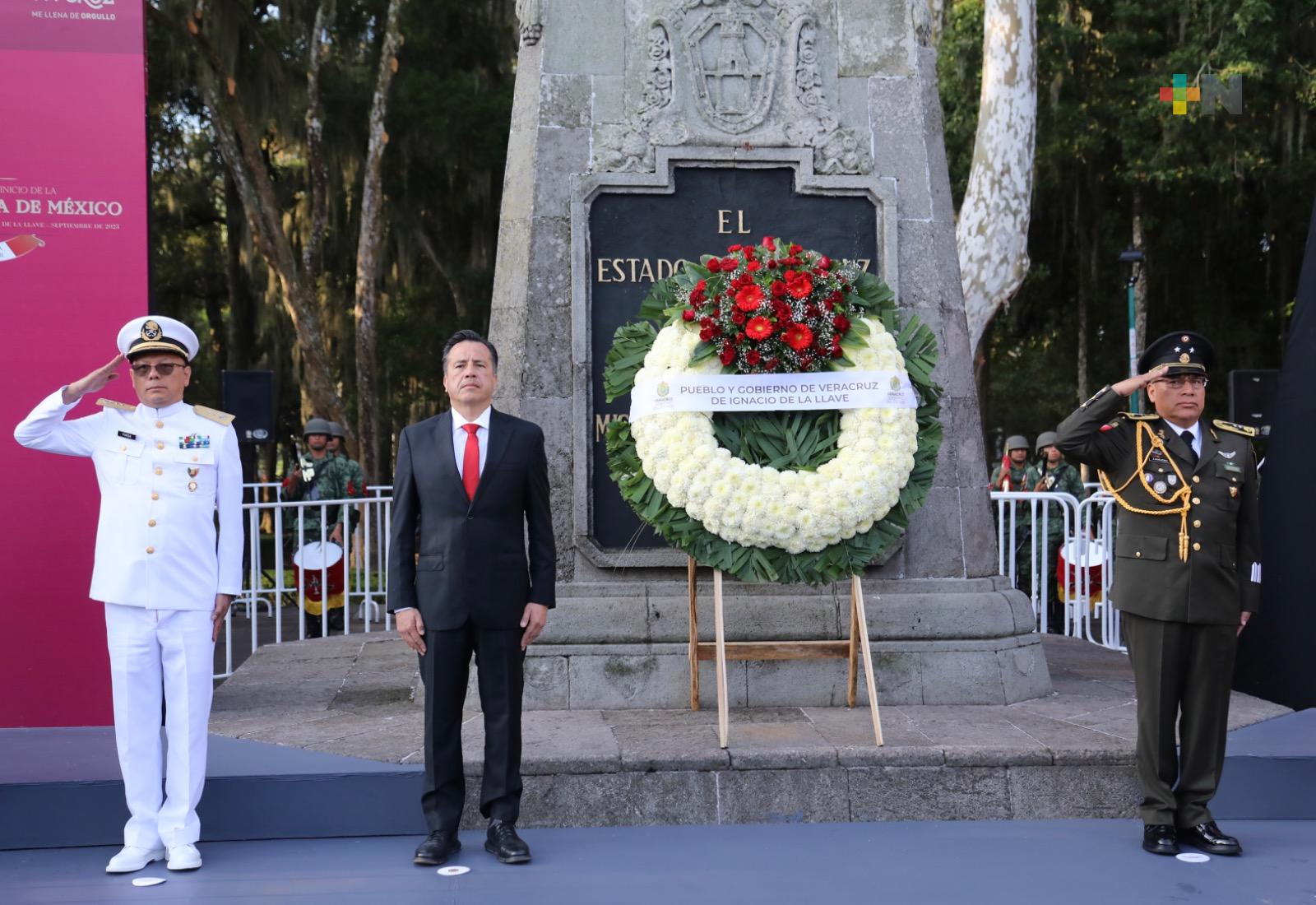 Encabeza Gobernador la guardia en honor al padre de la Patria, Miguel Hidalgo y Costilla