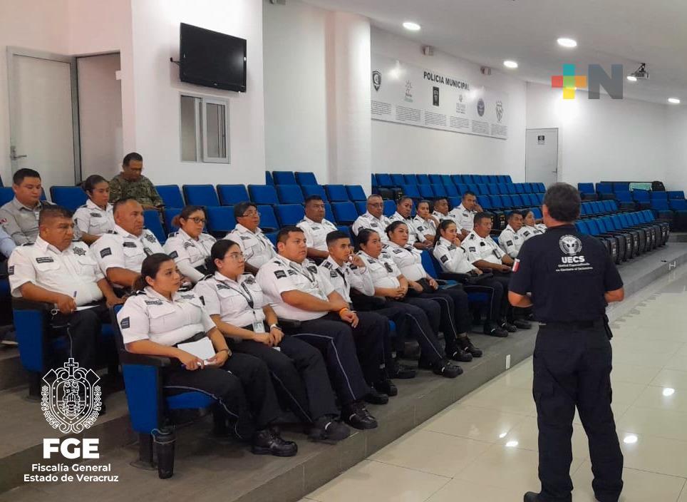 Imparte UECS plática relacionada al delito de engaño telefónico, en Orizaba