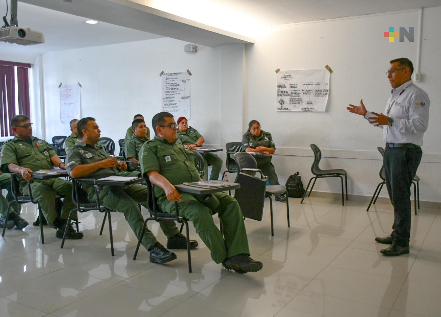 Reciben constancia 16 custodios de SSP en perspectiva de género