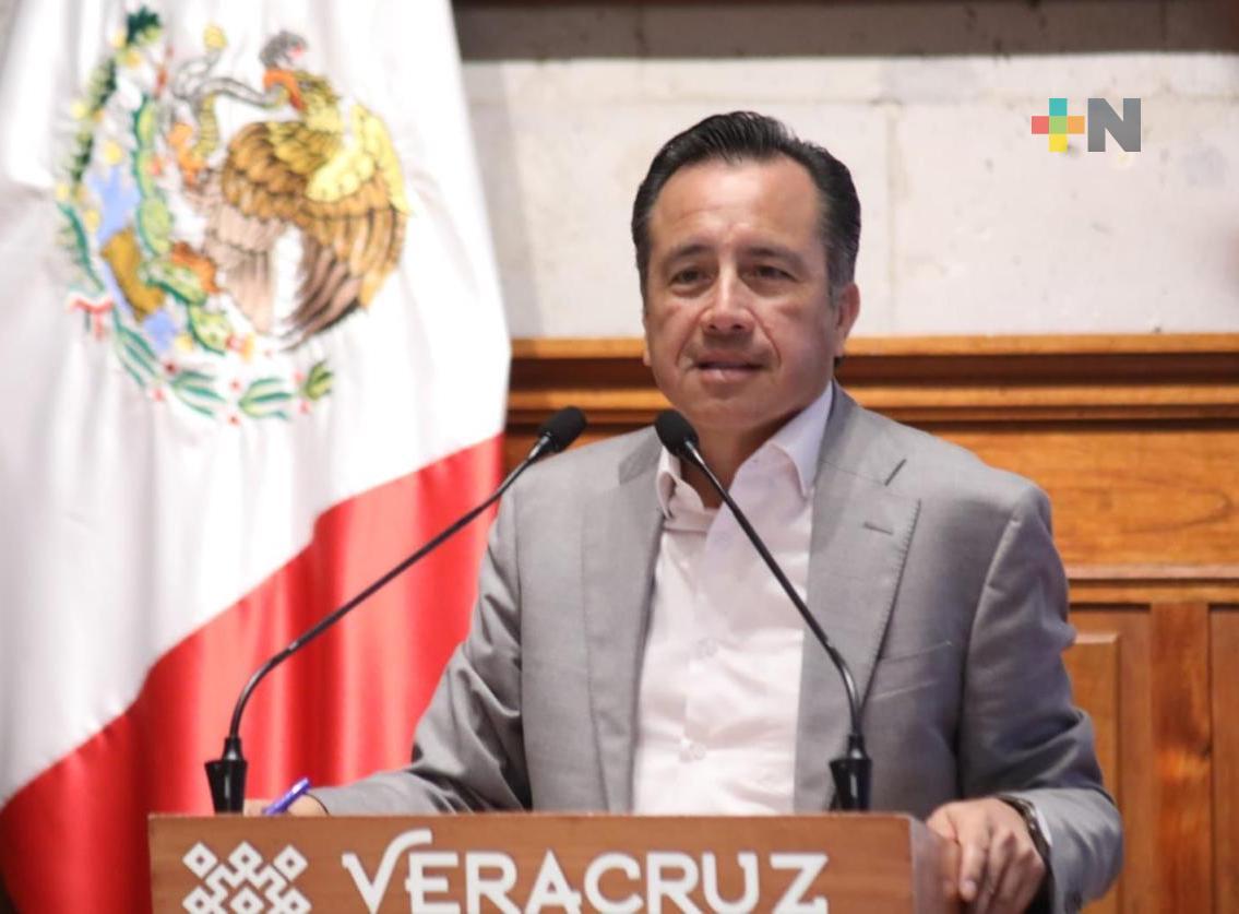 Hay dos líneas de investigación en el caso de la doctora Alamilla y su hija en Poza Rica: Gobernador