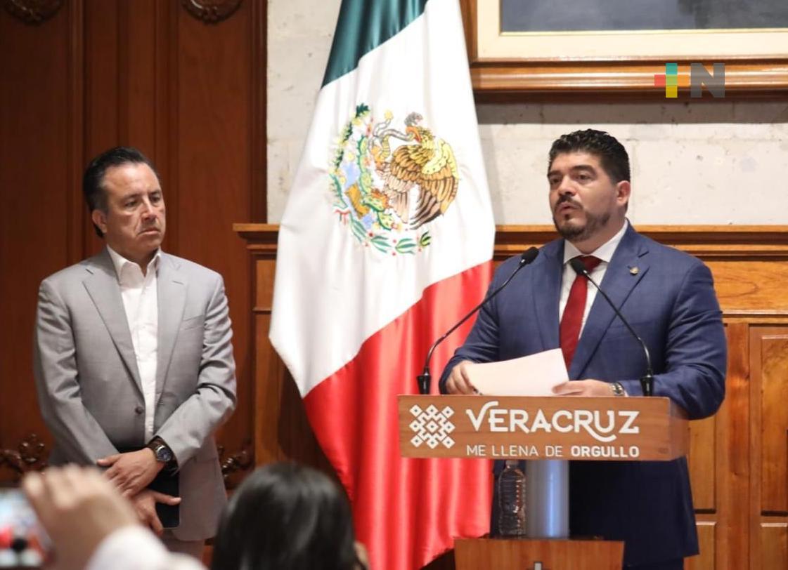 Secretarios no pueden hablar de sus aspiraciones en horario laboral: Gobernador