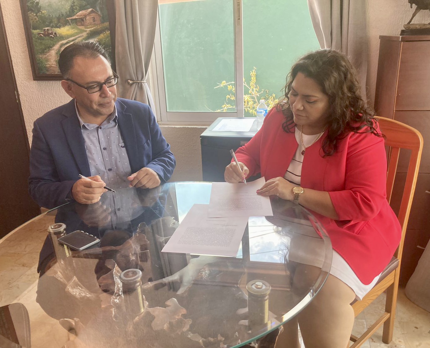 Magistrada presidenta del PJEV, Lisbeth Aurelia Jiménez primera persona en hacer su testamento en septiembre