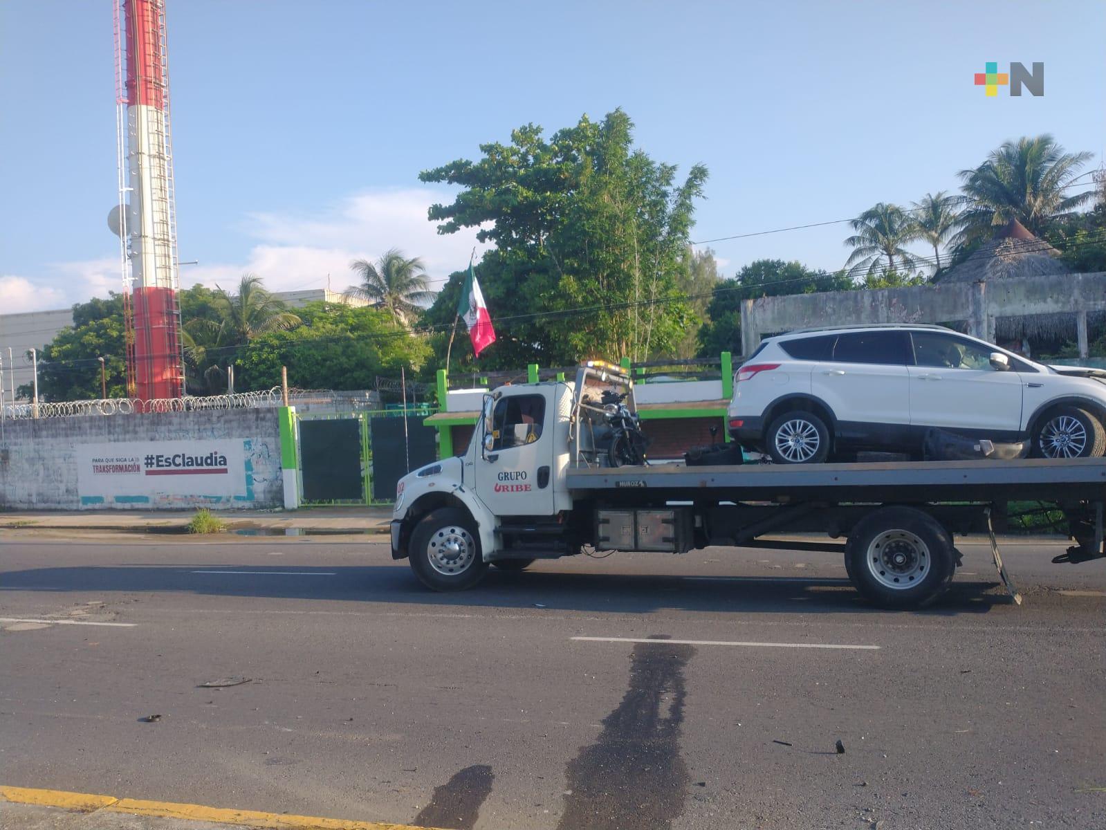 Accidente en Coatzacoalcos dejó daños materiales por más de 60 mil pesos