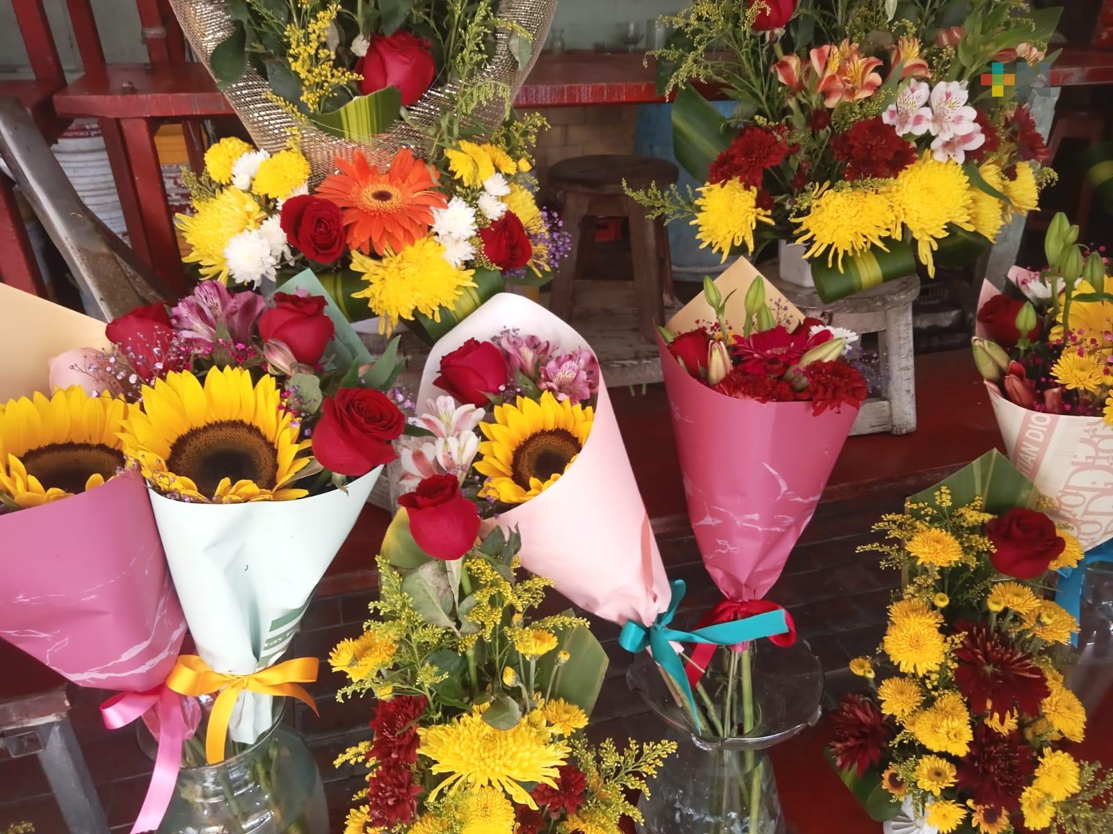 Altas temperaturas provocan aumento en precio de flores