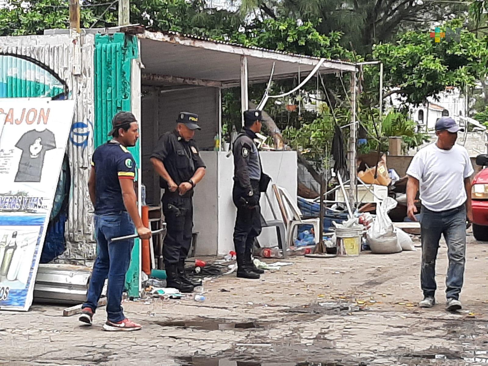 Pérdidas económicas y materiales enfrentan comerciantes desalojados en Veracruz puerto