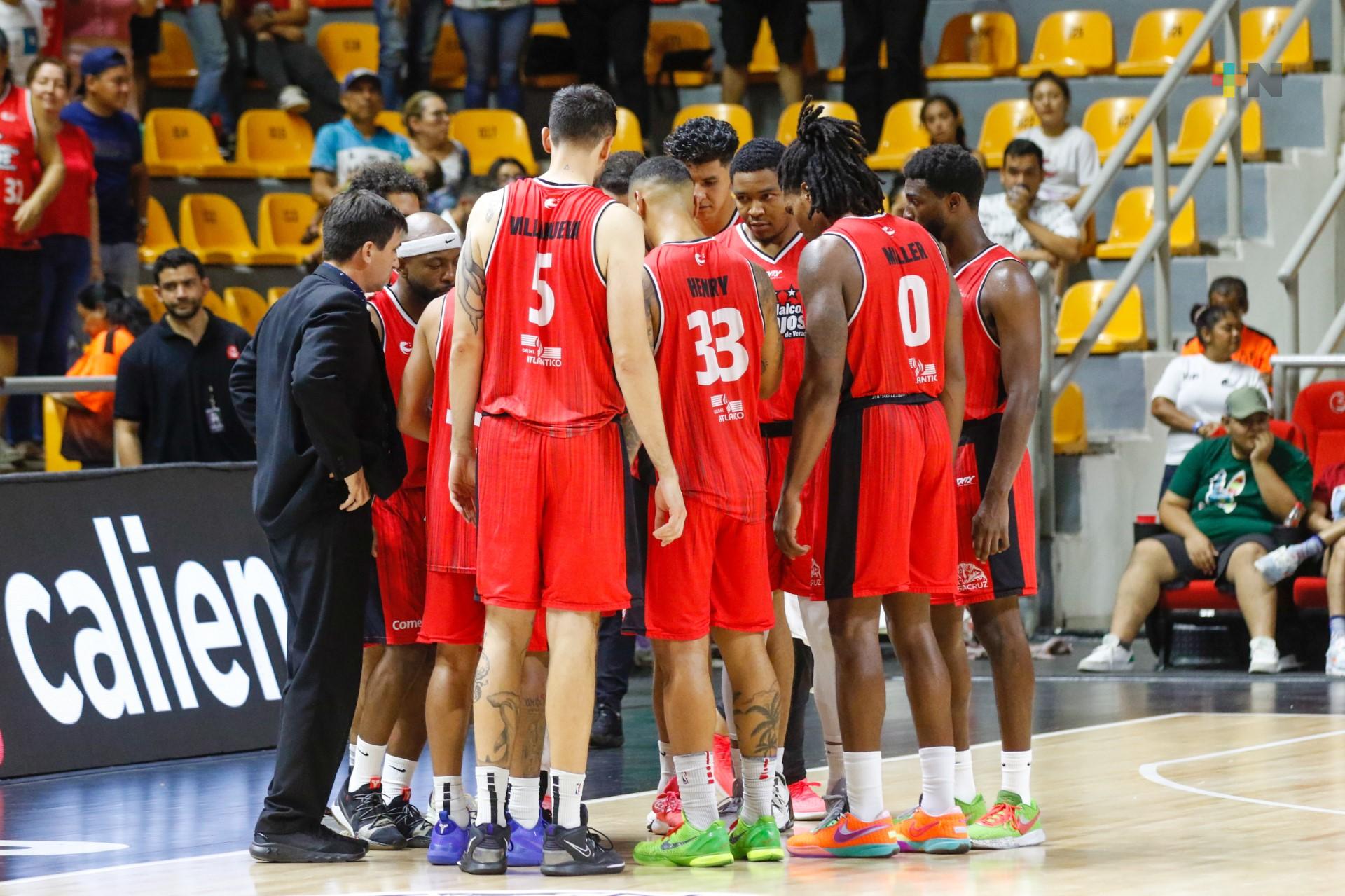 Ricardo Rodríguez asume presidencia del Club Halcones Rojos