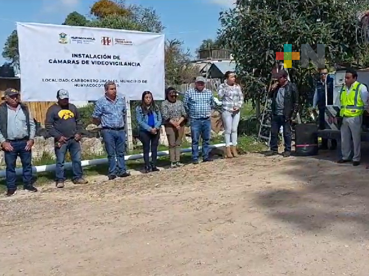 Instalan cámaras de videovigilancia en municipio de Huayacocotla