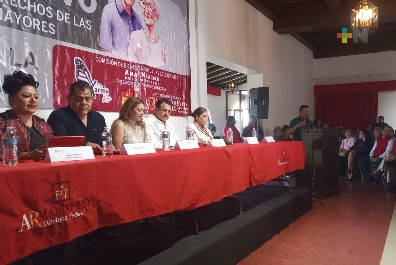 Analizan legisladores, funcionarios y especialistas la situación del empleo en la tercera edad