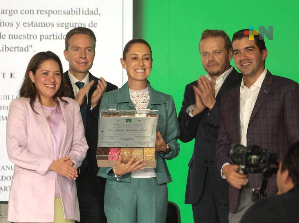 Es Claudia Sheinbaum coordinadora de comités de defensa de la 4T por el PVEM