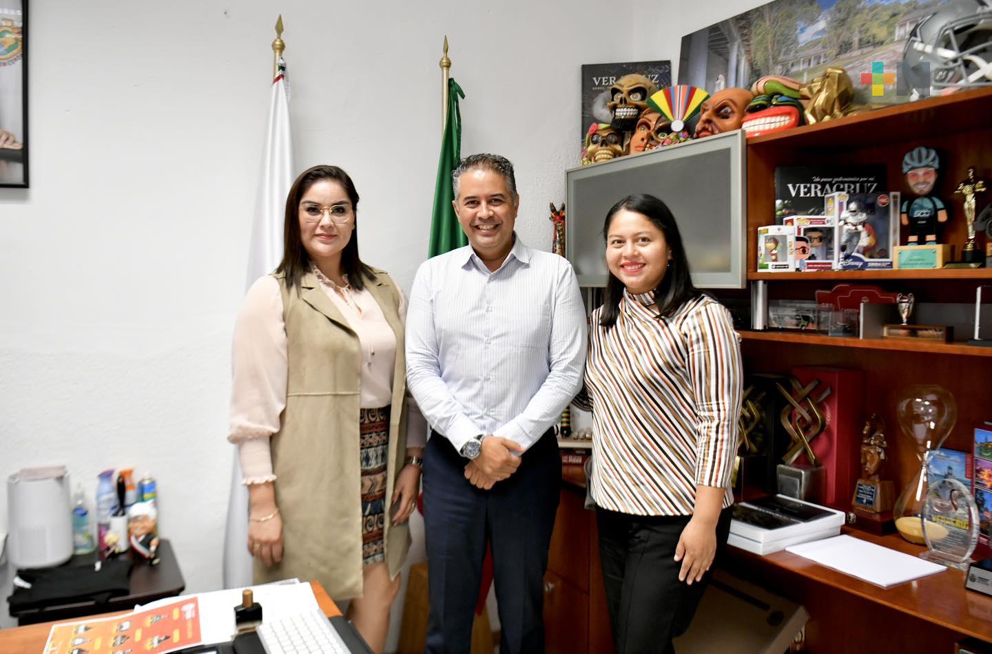 Iván Martínez se reúne con la titular de la Asociación de Hoteles y Moteles de Tuxpan