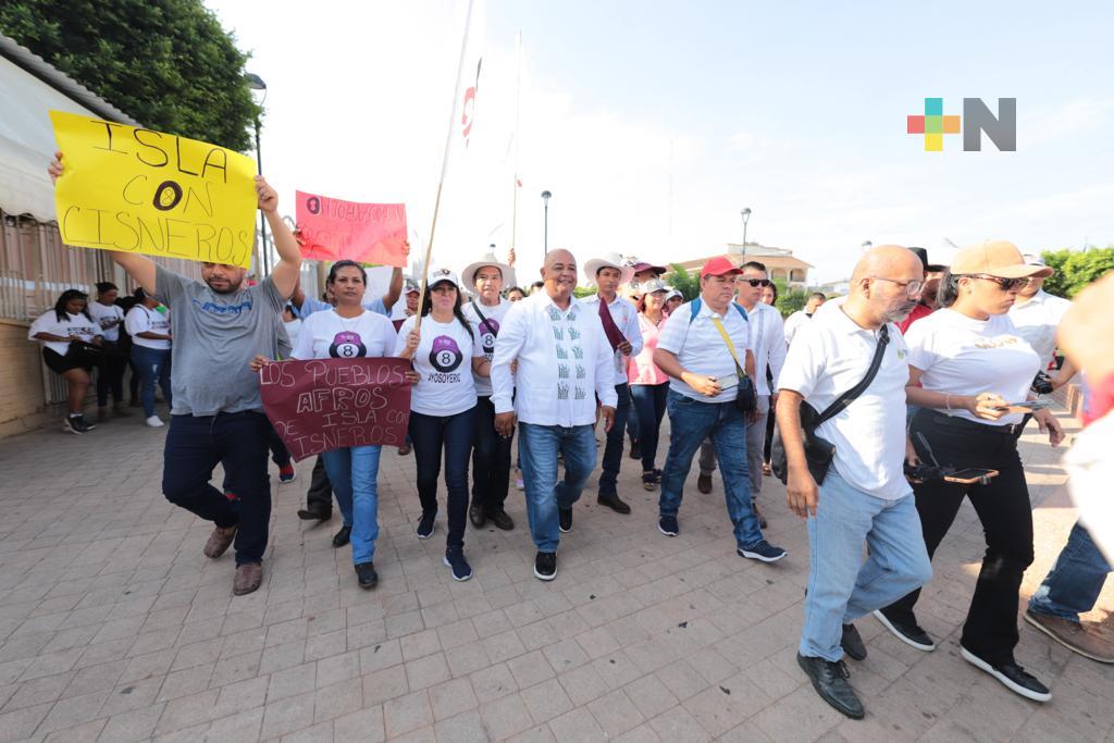 Acayucan respalda y brinda apoyo a Eric Cisneros Burgos