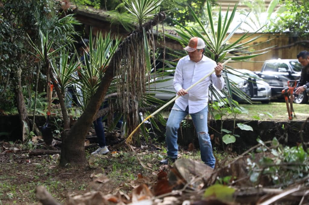 Gobernador realiza tequio en nuevas instalaciones de la Secretaría de Turismo