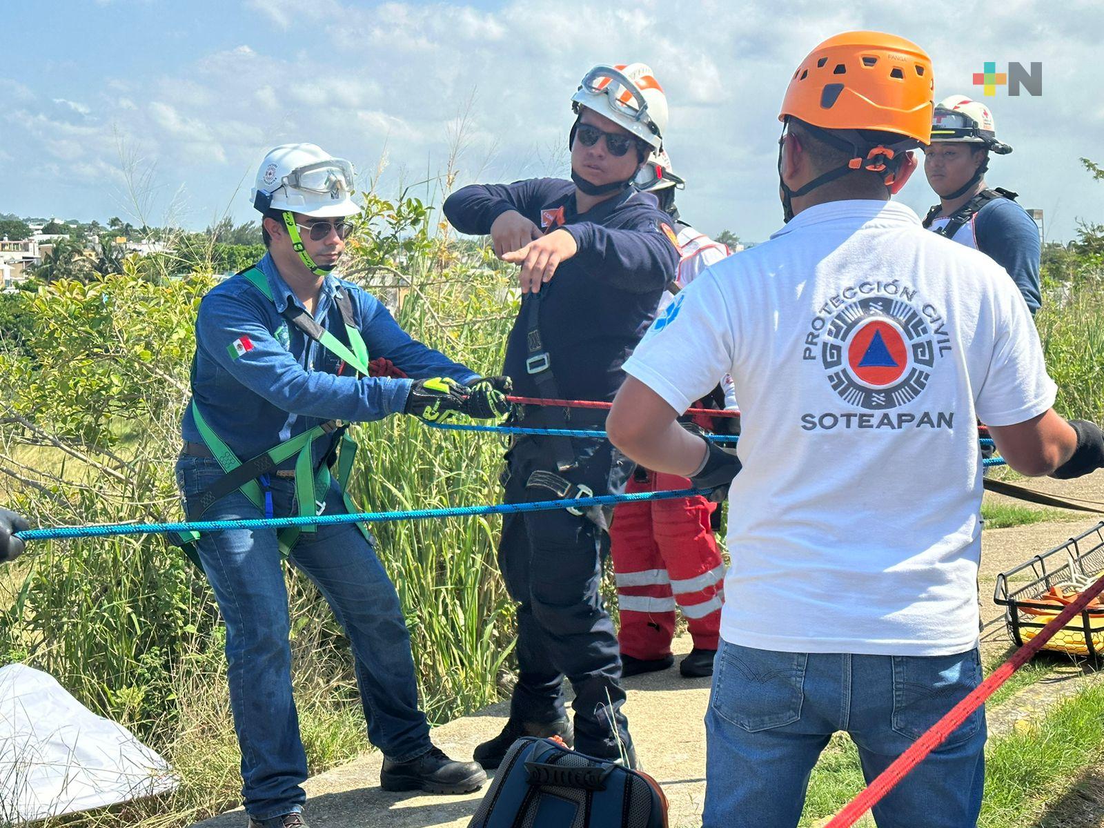 Capacita CLAM a personal de Protección Civil de la región sur y paramédicos de la Cruz Roja