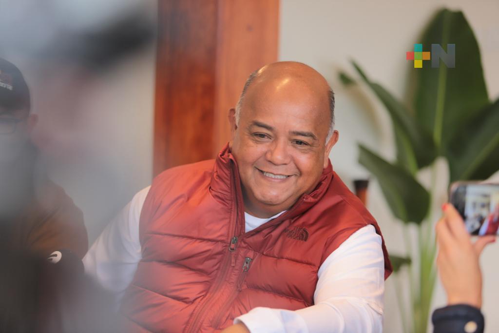 Fortalecer identidad de los veracruzanos en todas las regiones, propone Eric Cisneros
