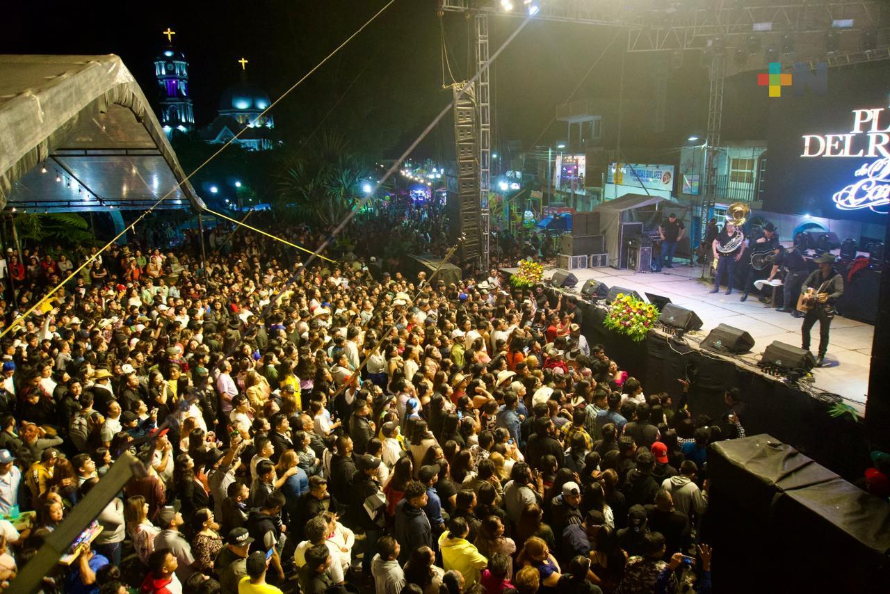 Inició fiesta patronal de Chocamán que conjunta actividades religiosas y culturales