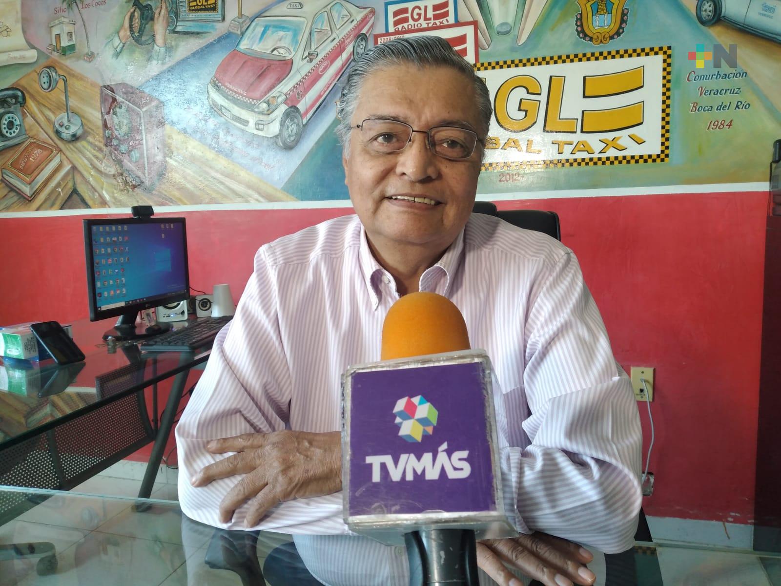 Taxistas de zona conurbada esperan aumento en servicios por Día de Muertos