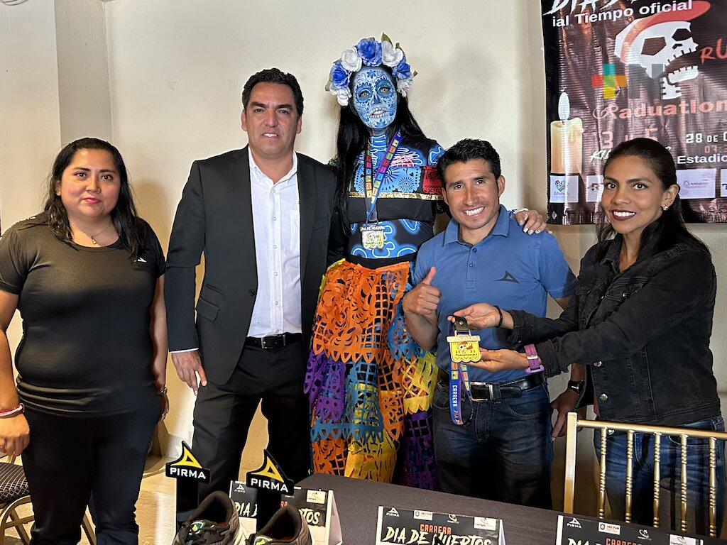 Presentan la Carrera Día de Muertos RaduatlonMX 2023