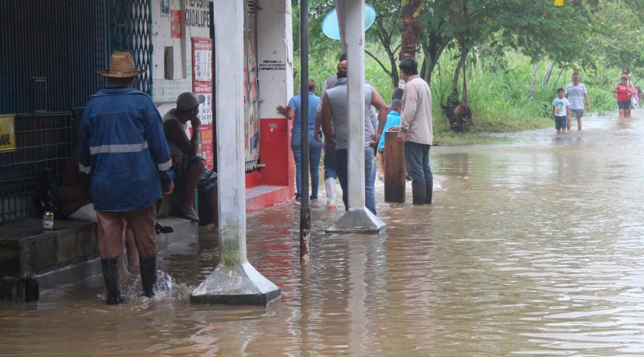 Suspendidas clases en seis municipios del sur de Veracruz