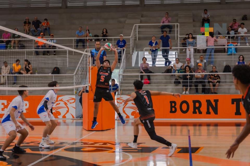 Leones debutaron con triunfo en Conferencia Nacional de Voleibol