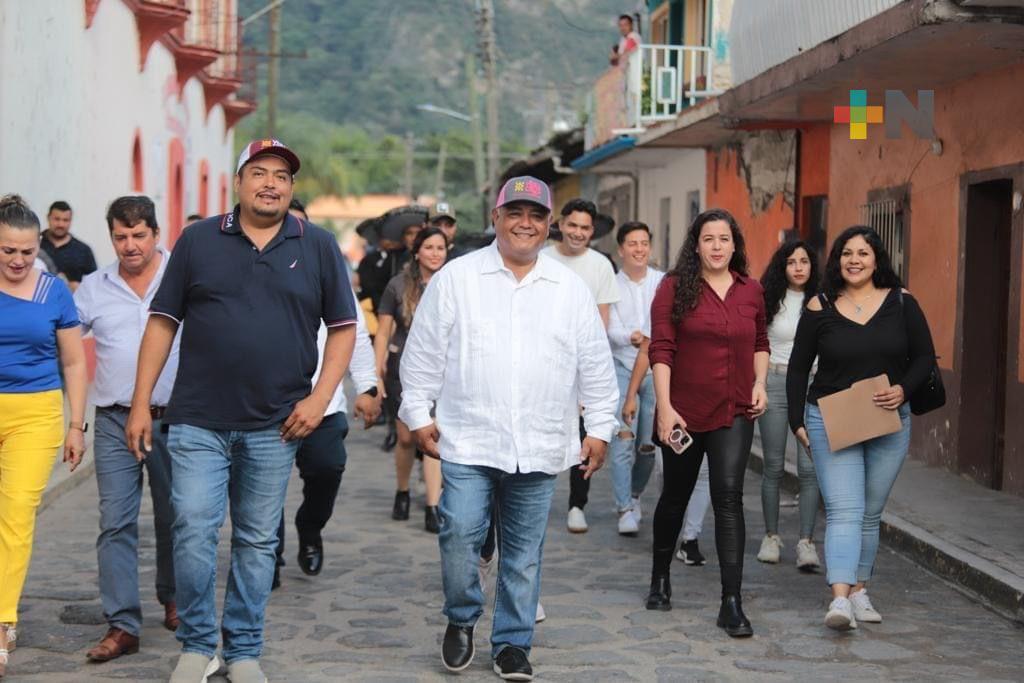 En representación del gobernador, Cuitláhuac García; Eric Cisneros inaugura obras en Tepetlán