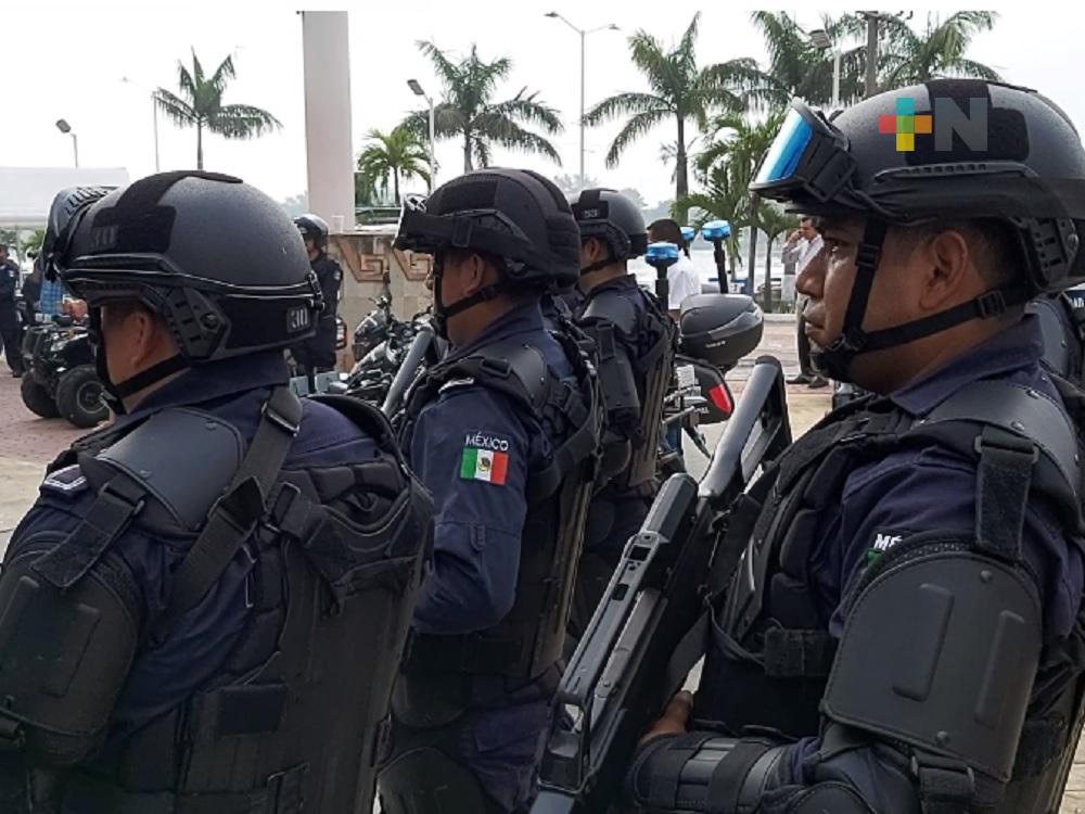 Autoridades policíacas de Tuxpan garantizan seguridad durante fiestas de Todos Santos