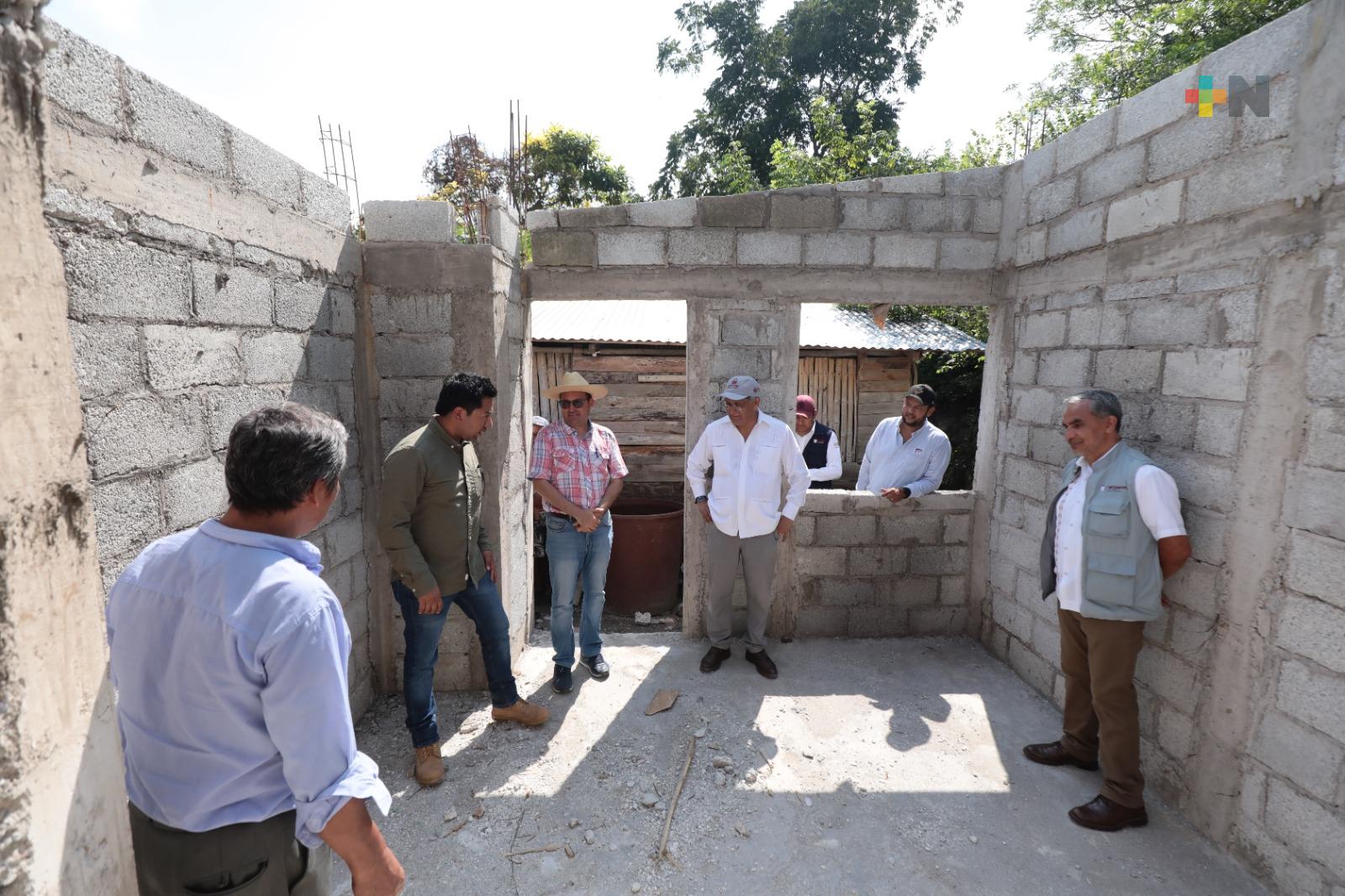 Familias de Tihuatlán tendrán piso firme, Sedesol y ayuntamiento celebran convenio