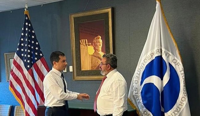 Realizan México y Estados Unidos reunión de trabajo en materia de aviación y transporte