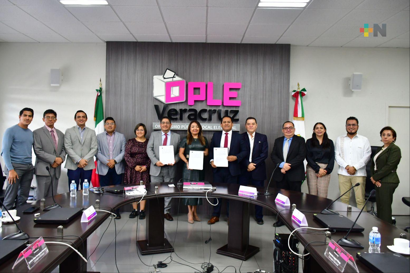 OPLE Veracruz y CEAPP firman convenio para capacitar en materia electoral a periodistas