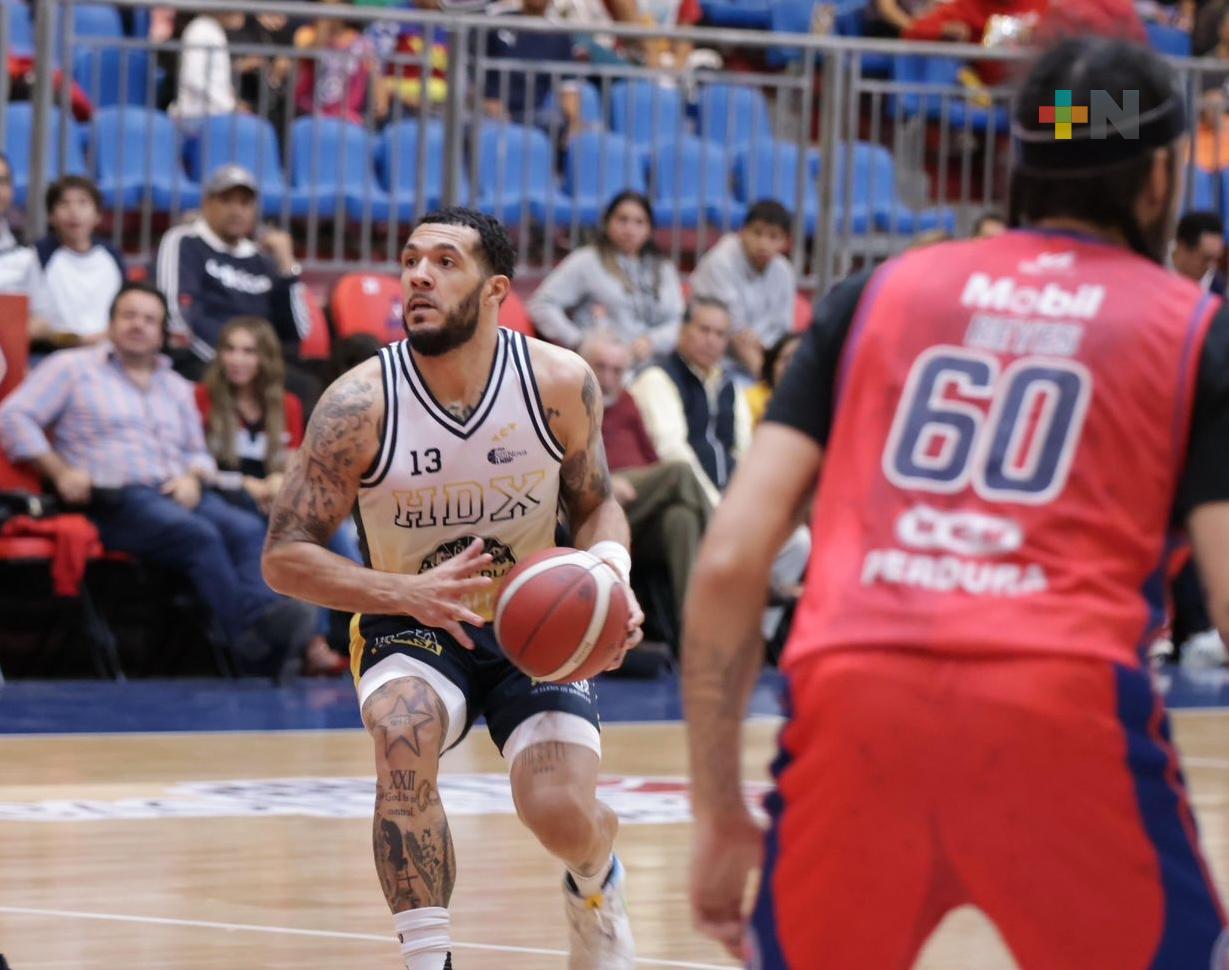 Halcones de Xalapa vence por 89-82 a Freseros, en Irapuato