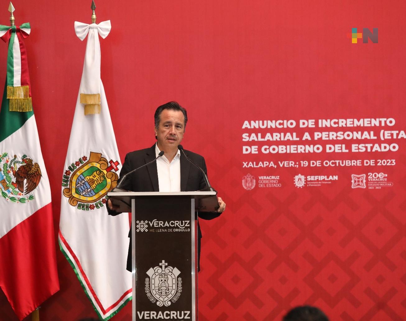 Gracias al ahorro y austeridad, Veracruz hace justicia a empleados estatales
