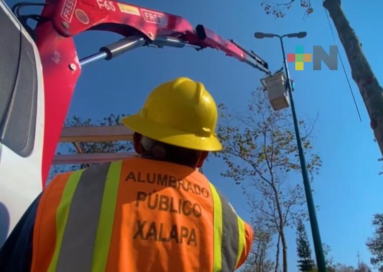 Autoridades de Xalapa aseguran cumplirán la meta de instalar más luminarias