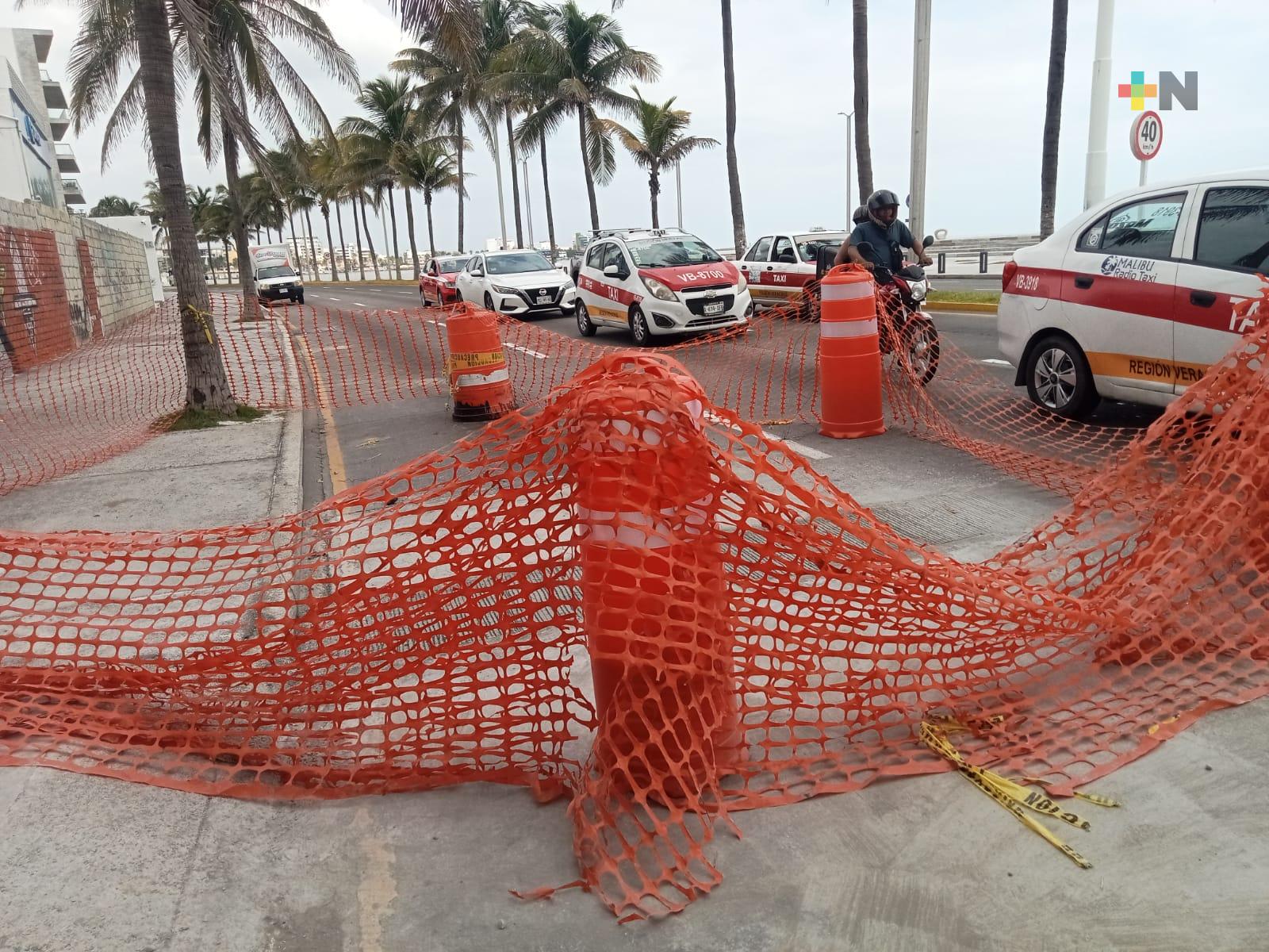 Cierran carril en bulevar Manuel Ávila Camacho, Grupo MAS realiza trabajos