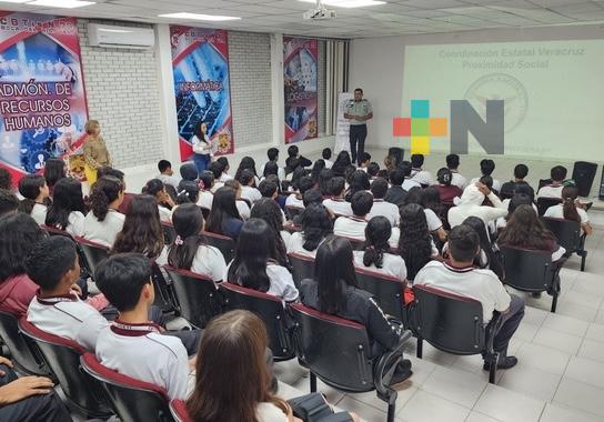 En Veracruz, Guardia Nacional imparte pláticas sobre prevención de delitos cibernéticos
